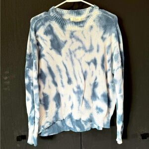 Elan blue/white tie dye sweater - size M